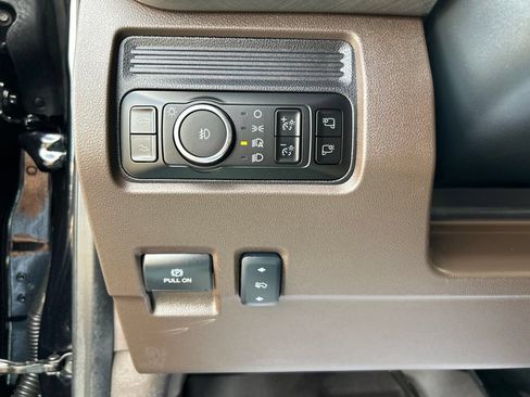 Used 2025 Ford F250 King Ranch w/ Chrome Package AWD/4WD image 22