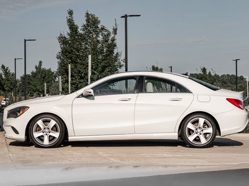 Used 2017 Mercedes-Benz CLA 250 4MATIC image 6