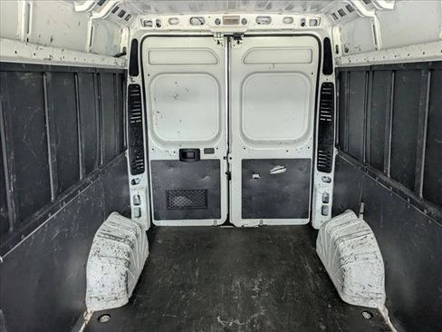 Used 2022 RAM ProMaster 2500 w/ Convenience Group image 17