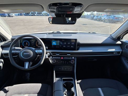 Used 2025 Hyundai Sonata SEL FWD image 33