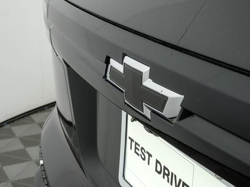 New 2026 Chevrolet Traverse RS w/ LPO, Floor Liner Package image 39