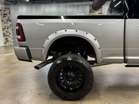 Used 2024 RAM 3500 Limited AWD/4WD image 16