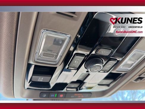 New 2026 GMC Yukon XL Denali image 32