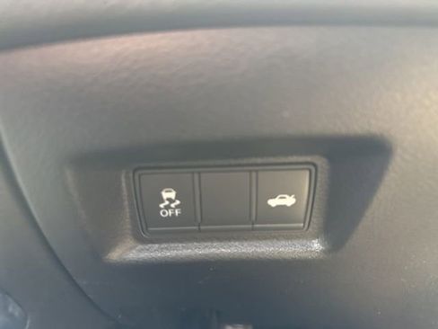 Used 2023 INFINITI Q50 Luxe w/ Cargo Package image 22