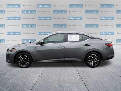 Used 2024 Nissan Sentra SV FWD image 9