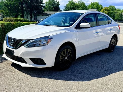 Used 2019 Nissan Sentra SV FWD image 8