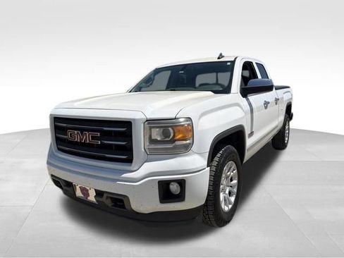 Used 2015 GMC Sierra 1500 SLE w/ All-Terrain Package AWD/4WD image 9