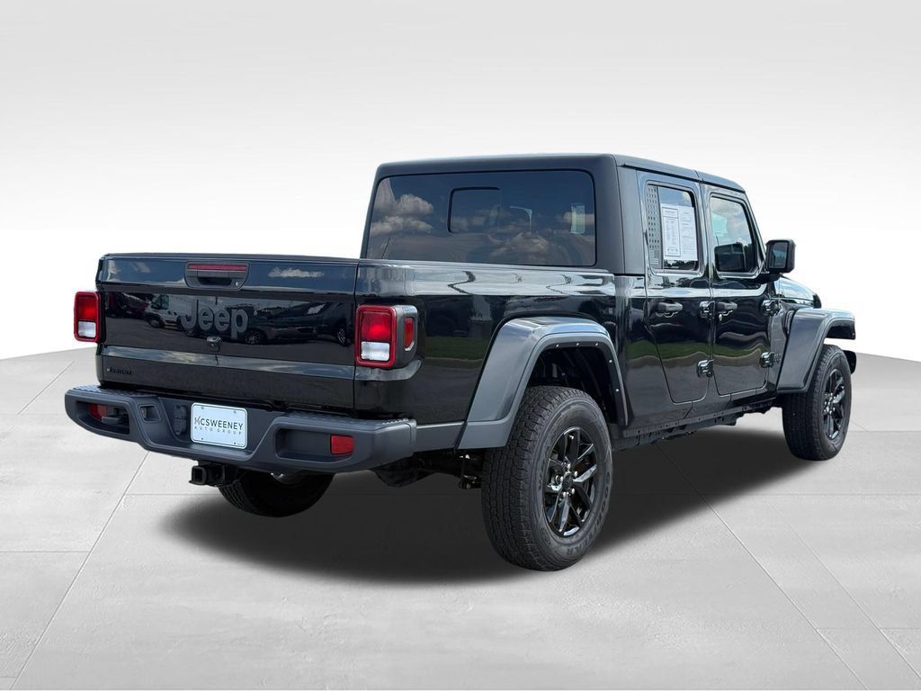 Used 2022 Jeep Gladiator Sport AWD/4WD image 27