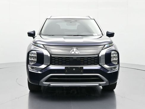 Used 2025 Mitsubishi Outlander SEL image 2