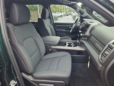 New 2026 RAM 1500 4x4 Crew Cab image 16