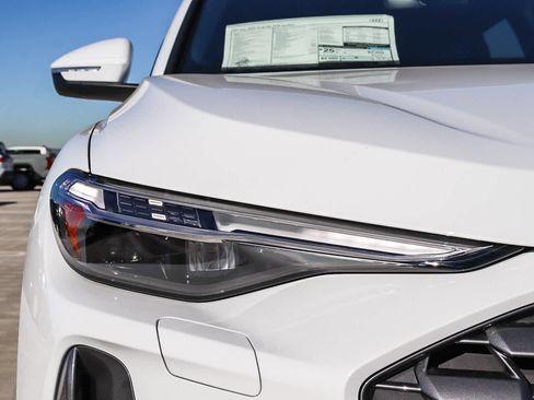 New 2025 Audi Q5 Premium Plus image 9