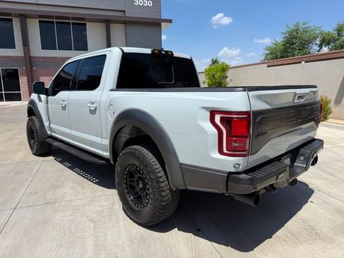 Used 2017 Ford F150 Raptor w/ Equipment Group 802A Luxury AWD/4WD image 5