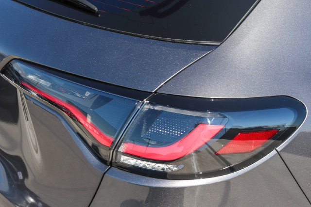 Used 2025 Honda HR-V LX image 8