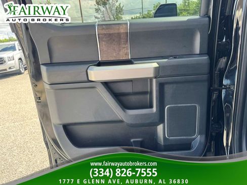 Used 2022 Ford F350 Lariat w/ Lariat Ultimate Package AWD/4WD image 28