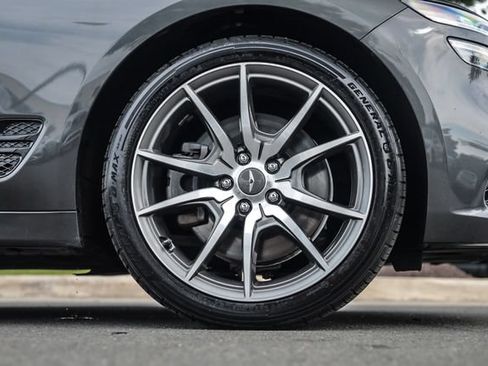 Used 2022 Genesis G70 3.3T AWD/4WD image 15