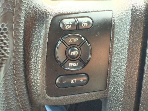 Used 2015 Ford F250 XLT w/ Snow Plow Prep Package image 12