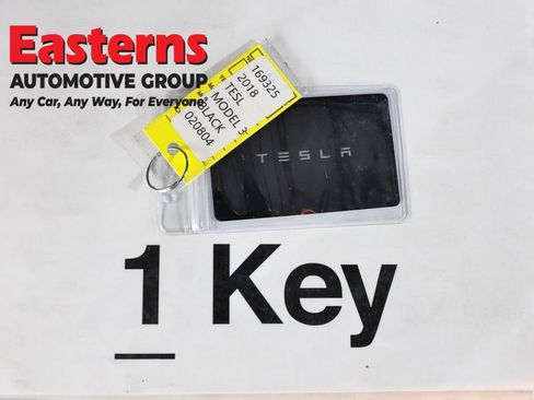 Used 2018 Tesla Model 3 Long Range image 22