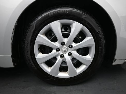 Used 2023 Toyota Corolla LE image 11