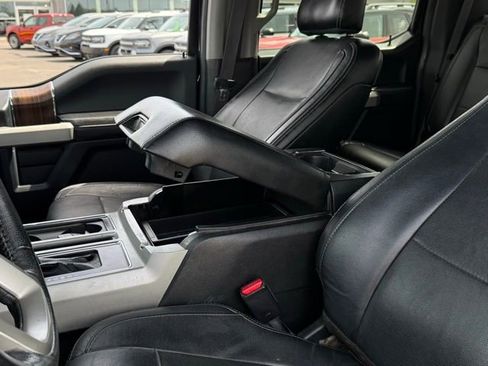 Used 2015 Ford F150 Lariat w/ Equipment Group 502A Luxury AWD/4WD image 29