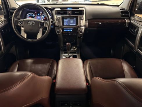 Used 2018 Toyota 4Runner Limited AWD/4WD image 20