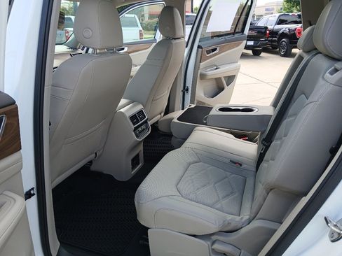 New 2026 Volkswagen Atlas SE FWD image 19