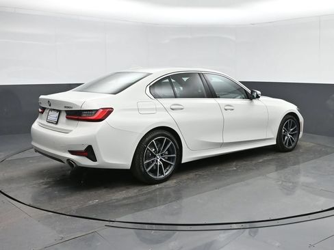 Used 2019 BMW 330i xDrive Sedan w/ Convenience Package AWD/4WD image 7