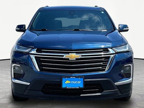 Used 2023 Chevrolet Traverse LT w/ LPO, Floor Liner Package AWD/4WD image 2