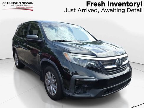 Used 2020 Honda Pilot LX image 1