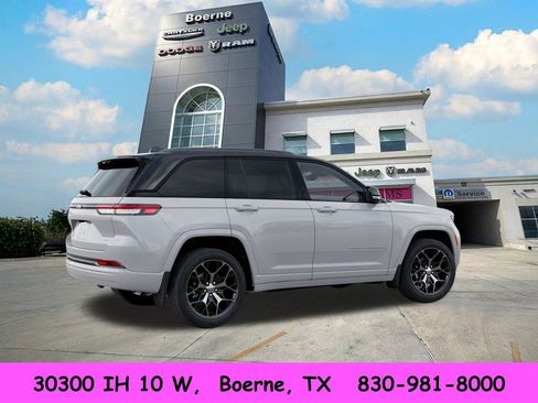 New 2026 Jeep Grand Cherokee Summit AWD/4WD image 4