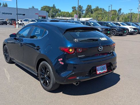 Used 2022 MAZDA MAZDA3 s FWD image 3