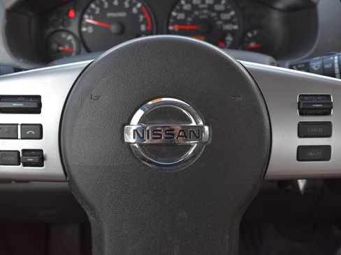 Used 2016 Nissan Frontier SV w/ SV Value Truck Package RWD image 13
