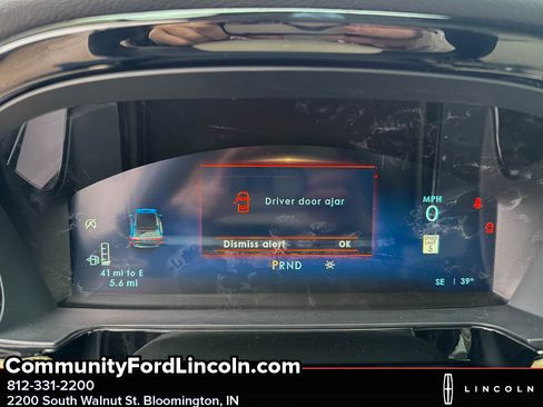 New 2026 Lincoln Corsair Premiere image 15