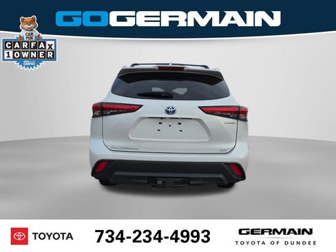 Used 2022 Toyota Highlander XLE image 9