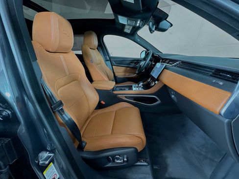 New 2026 Jaguar F-PACE R-Dynamic S image 28