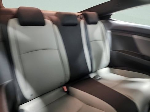 Used 2018 Honda Civic EX-T image 17