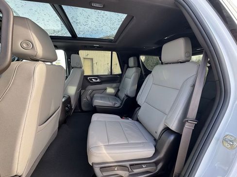 Used 2023 Chevrolet Tahoe Z71 w/ Luxury Package image 28