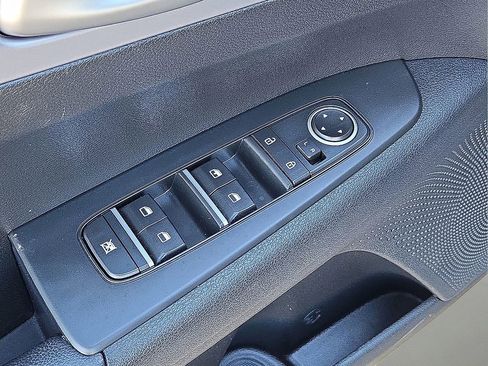 Used 2024 Kia Forte LXS image 21