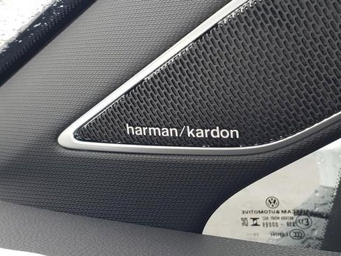 New 2026 Volkswagen GTI SE image 8