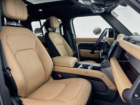 New 2026 Land Rover Defender 110 X AWD/4WD image 30