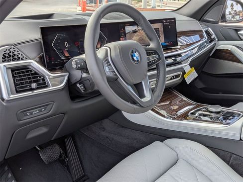 New 2026 BMW X5 xDrive40i image 10