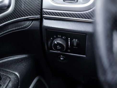 Used 2020 Jeep Grand Cherokee SRT AWD/4WD image 37
