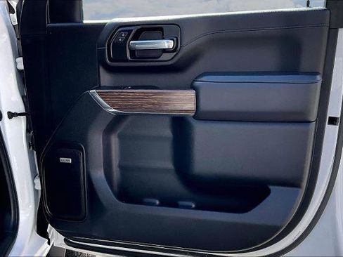 Used 2022 Chevrolet Silverado 3500 High Country w/ Technology Package image 29