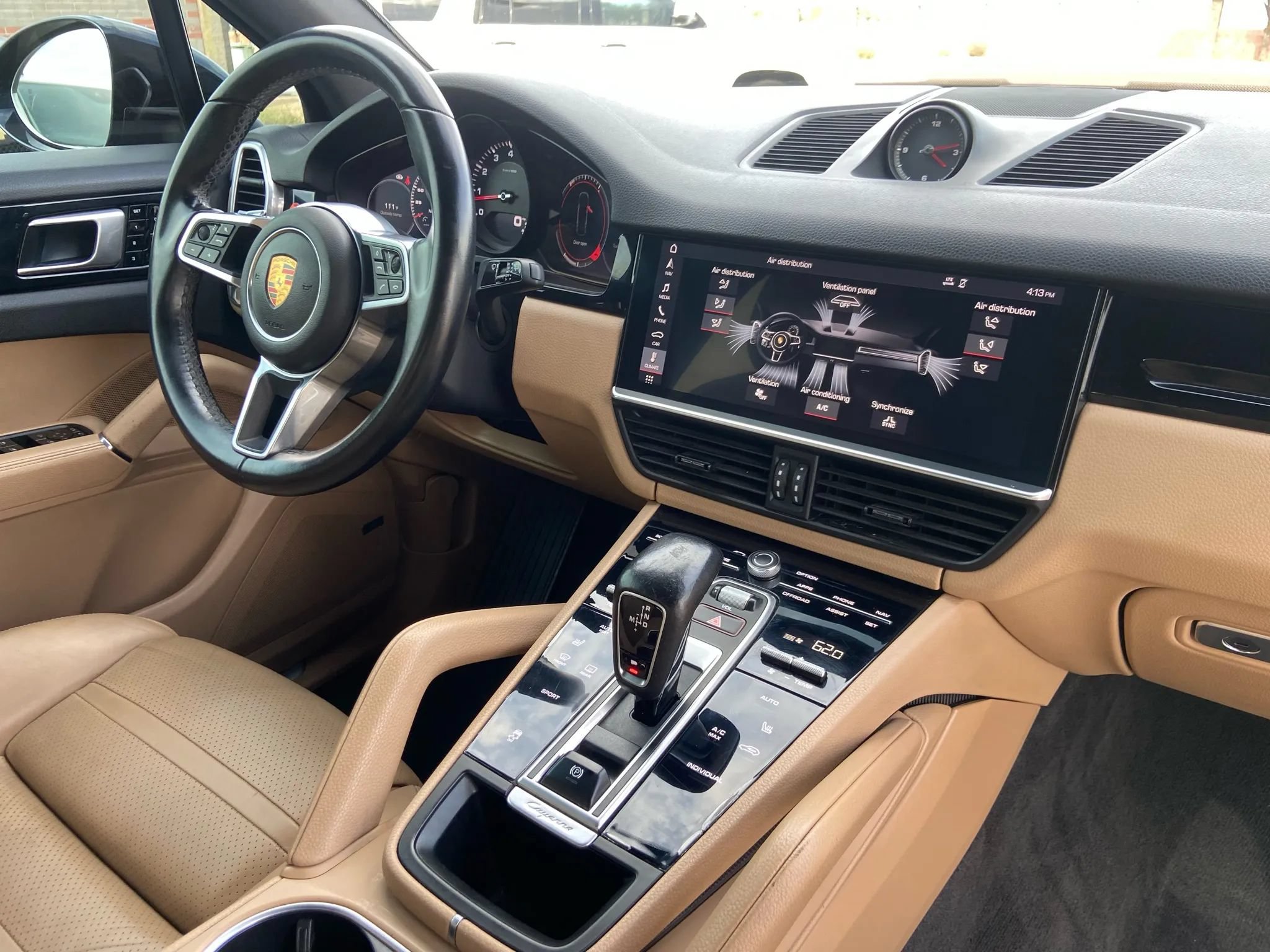 Used 2019 Porsche Cayenne AWD/4WD image 14