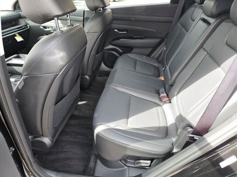 Used 2025 Hyundai Tucson Limited image 21