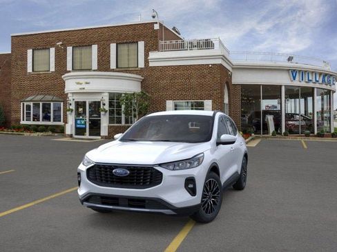New 2026 Ford Escape SE FWD image 25