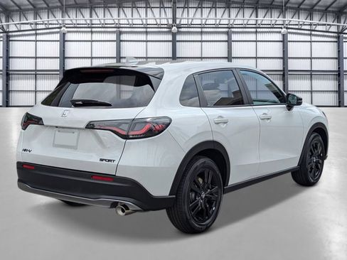 New 2026 Honda HR-V Sport image 4