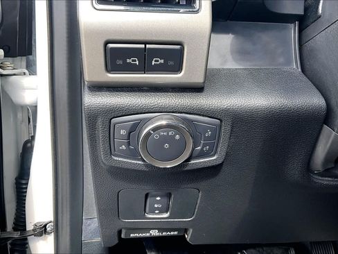 Used 2020 Ford F250 Lariat w/ Lariat Value Package AWD/4WD image 35