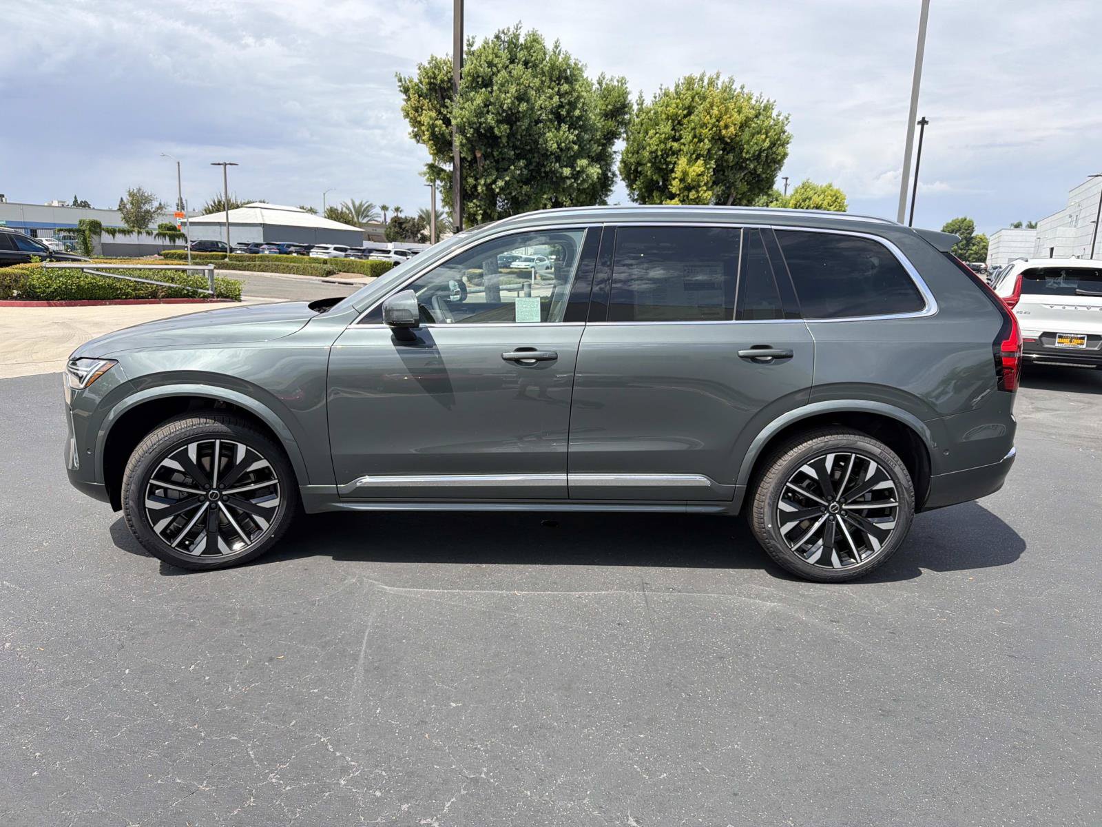 New 2027 Volvo XC90 B6 Ultra AWD/4WD image 4