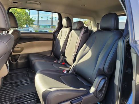 New 2026 Kia Carnival image 7