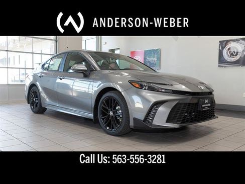 New 2026 Toyota Camry SE FWD image 1